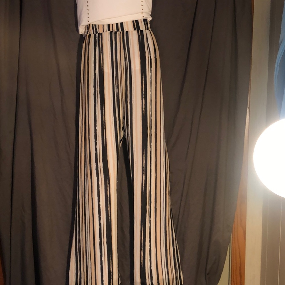 Stripped flowing pants to pair with a nice blouse